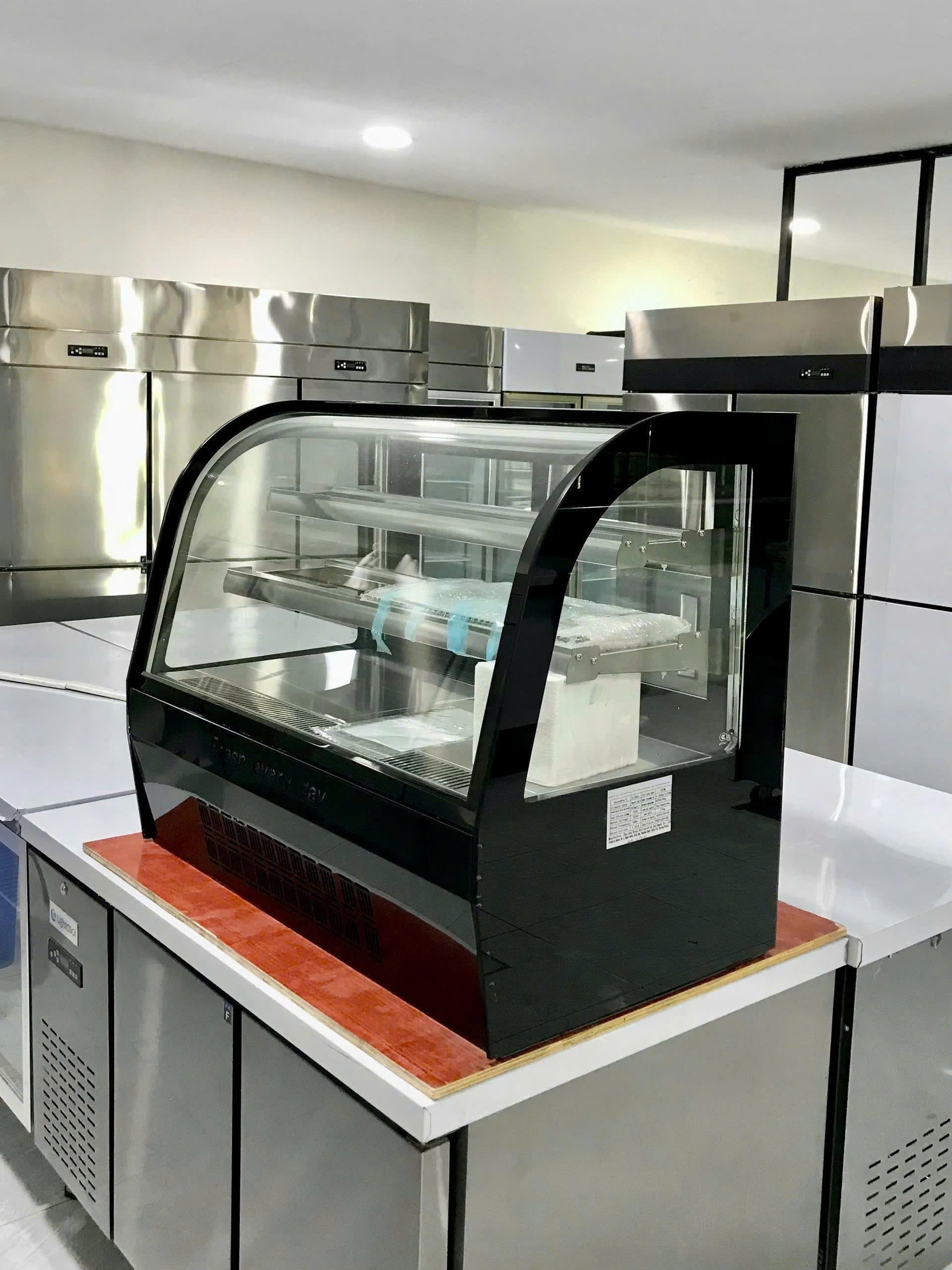Tủ bánh kem để bàn – TS-900Y – 115L - Tủ Bánh Kem Wincoold chính hãng